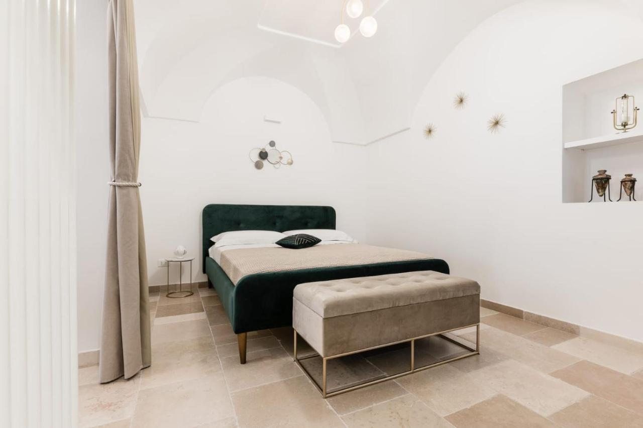 Alba Luxury Suite Остуні Екстер'єр фото